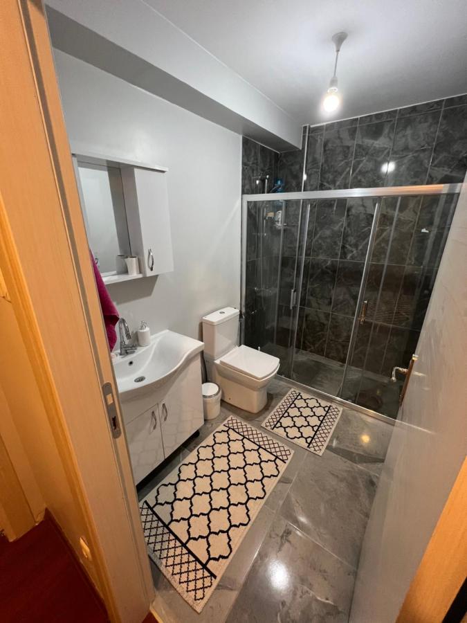 Private In Shared Appartement *